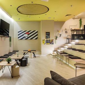 Design Hostel One